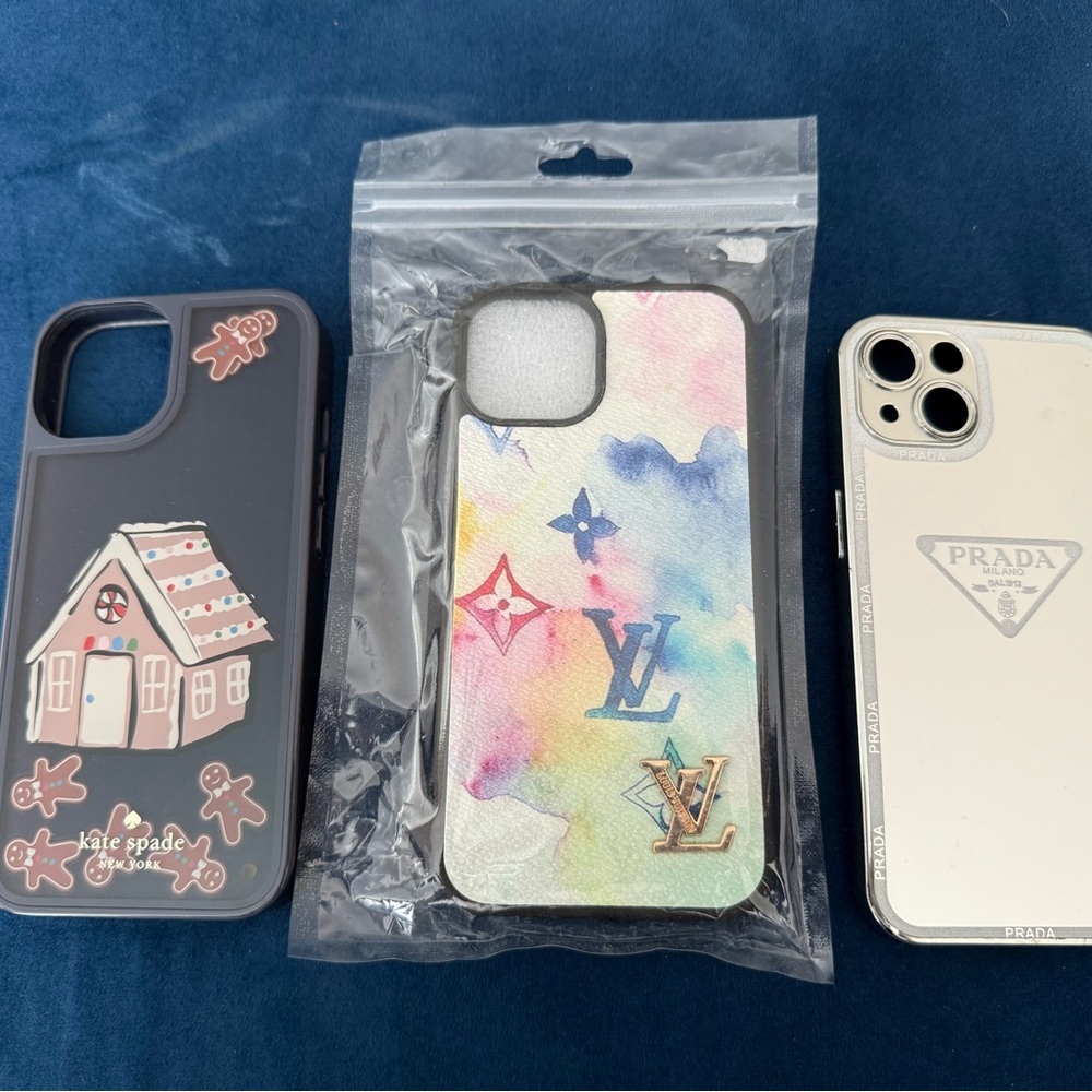 Kate Spade Phone Case with Gingerbread House Design